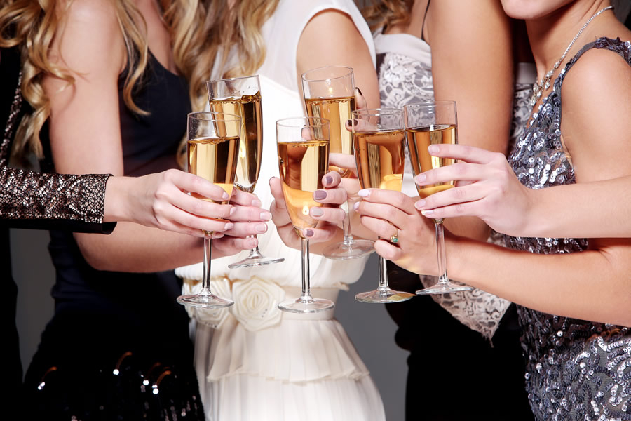 Glitz & Glamour Night with Magic Mirror Photo Booth - Saturday 12th December