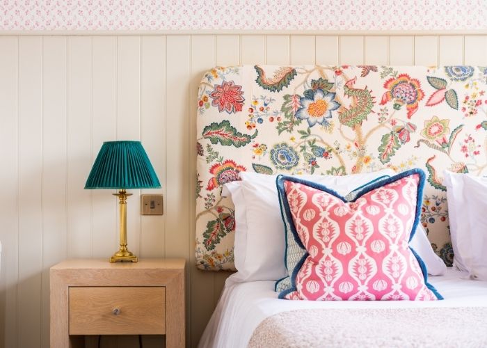 A Cosy Overnight Stay On The Coast