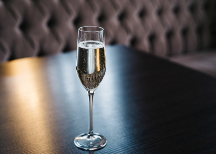 Sparkling afternoon tea for one