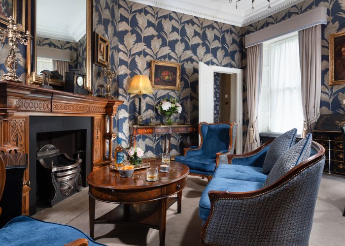 Overnight stay in a Suite with Dinner & Breakfast