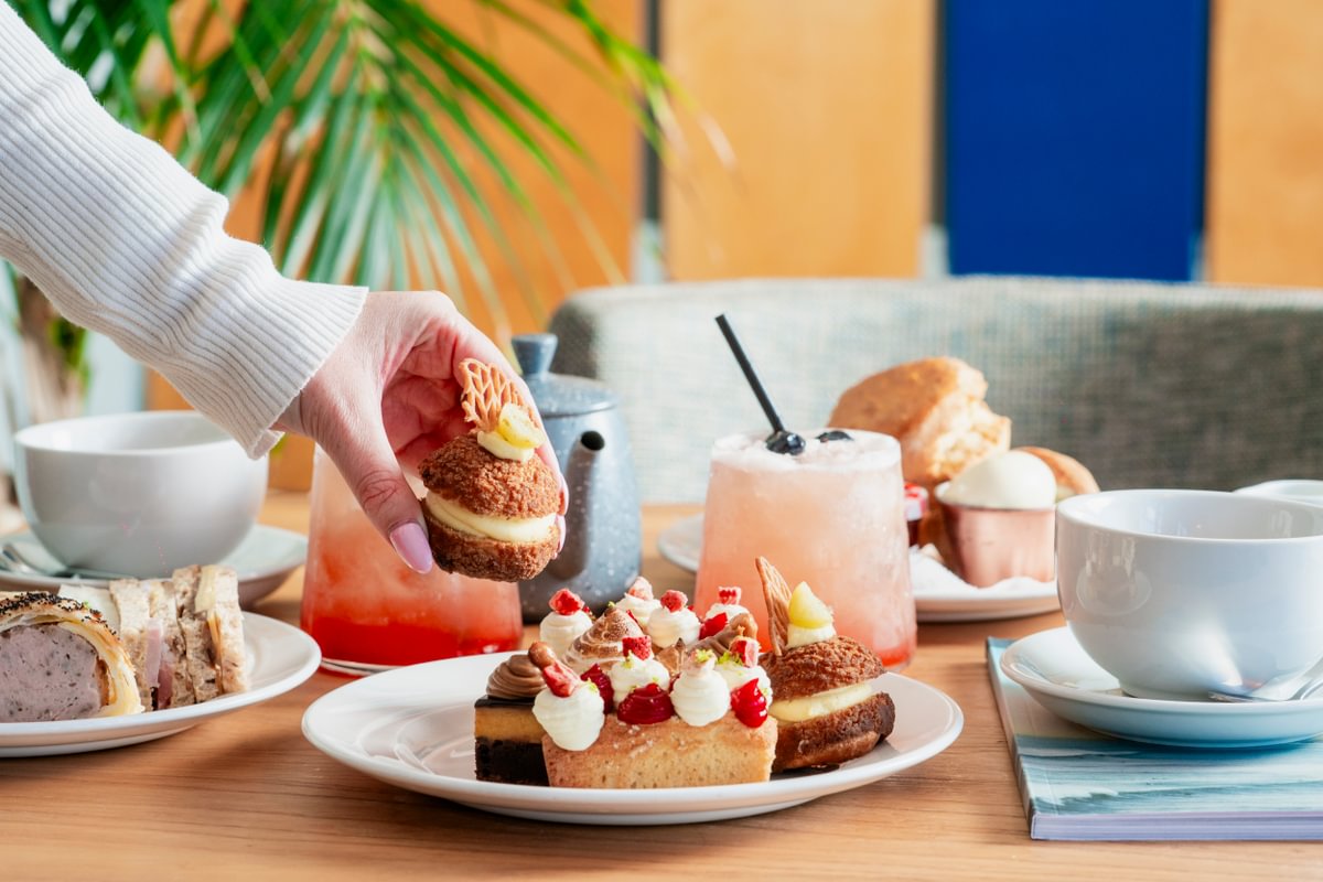 Cocktail Afternoon Tea