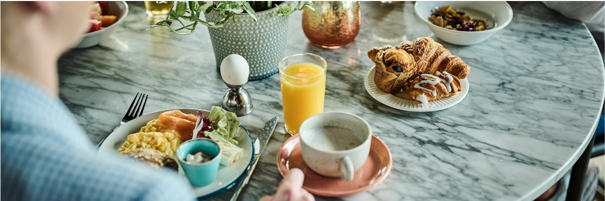 BREAKFAST