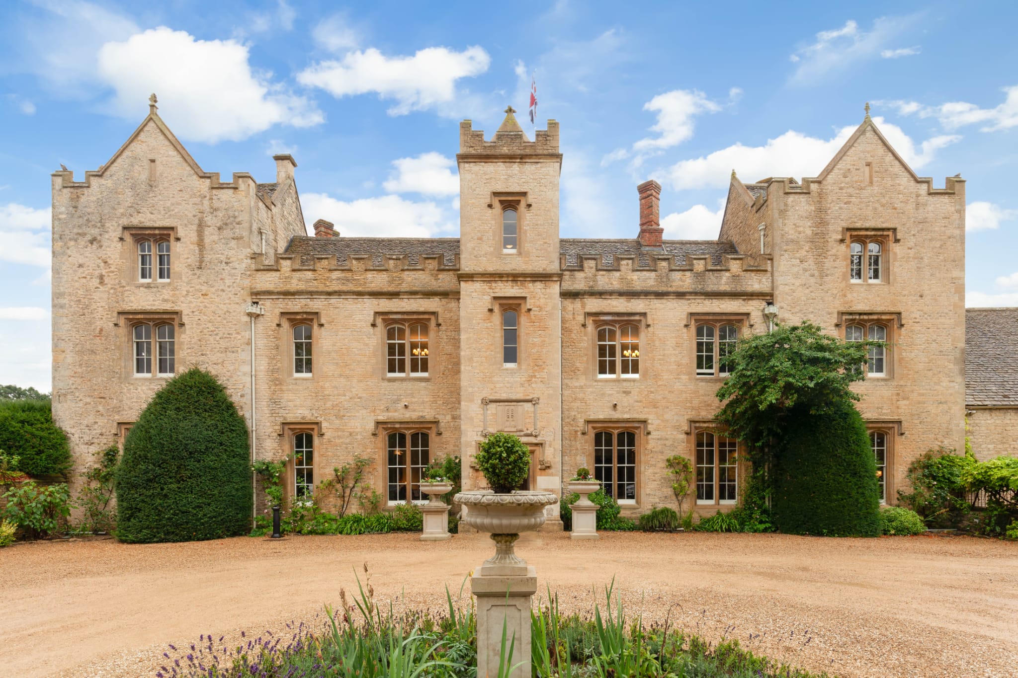Overnight Stay with Dinner & Breakfast for Two